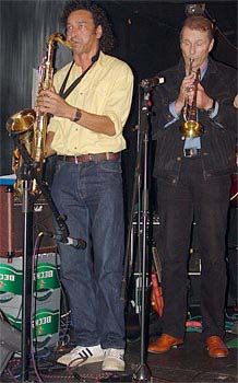 sub_horns01